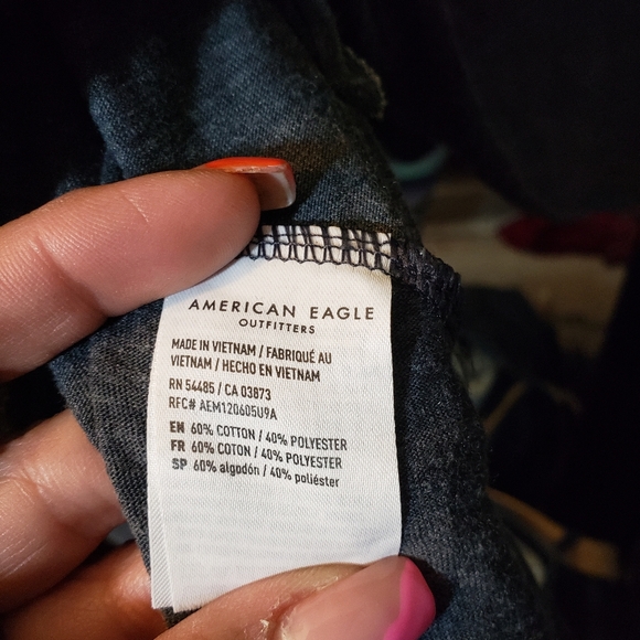 American Eagle BNWT Distressed Open Back Short Sleeve tee - Picture 6 of 6